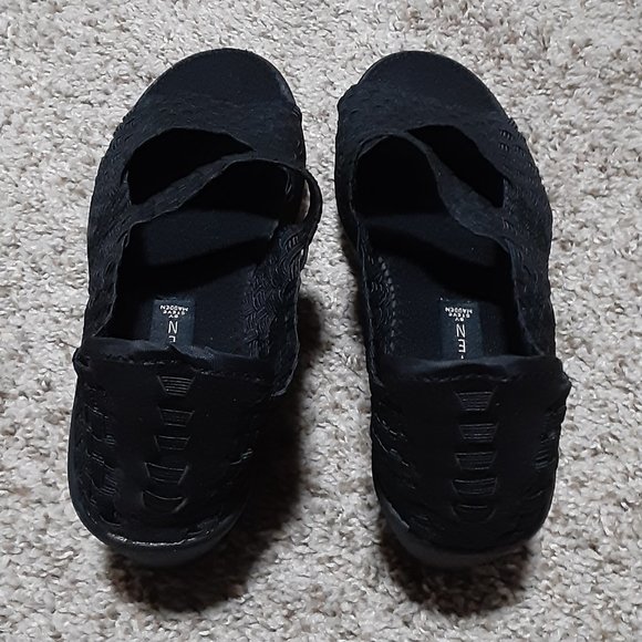 Women's Steve Madden Black Wedge Basket Weave Style Open Toe Shoes Size 8 - Picture 6 of 7